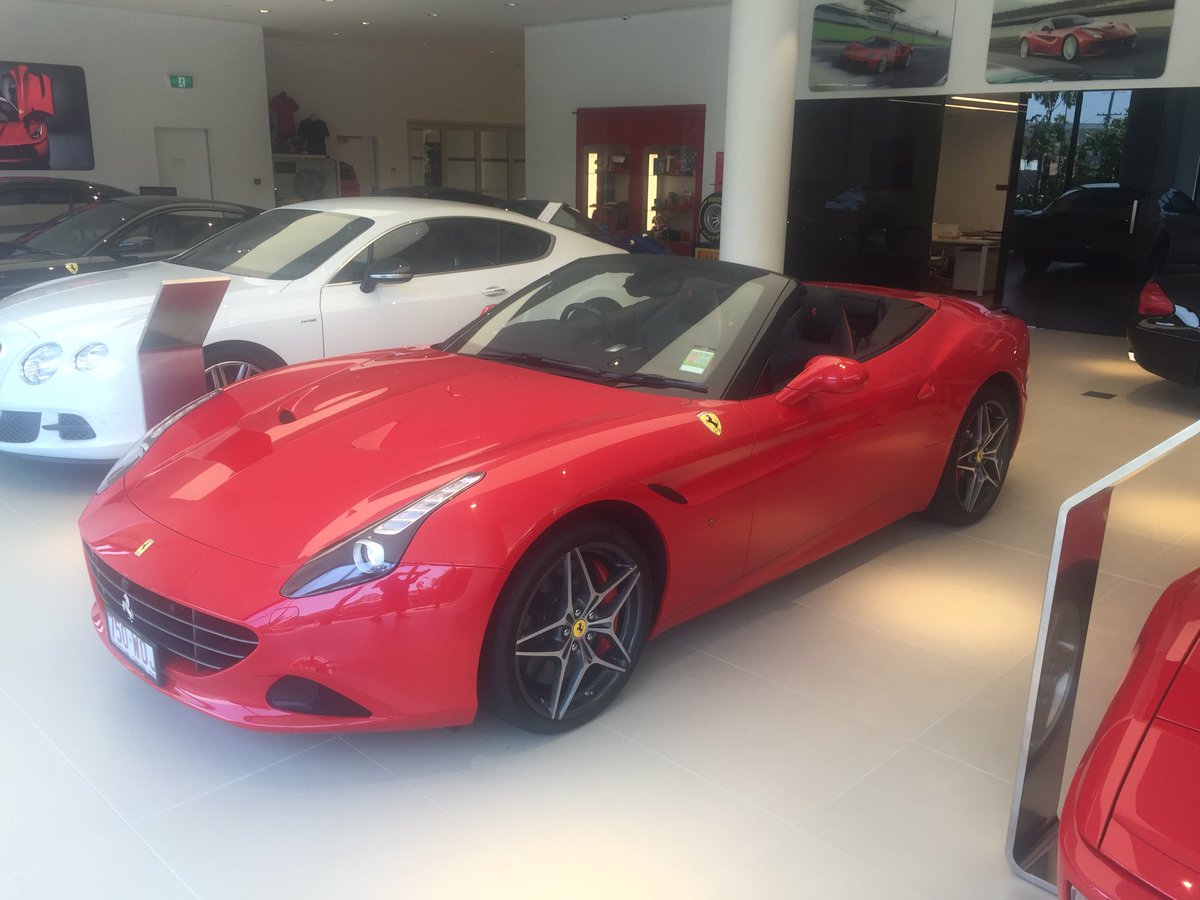 Gairsy_458's tweet photo. Saw this today at a local dealership #Ferrari #CaliforniaT #motor1  @LatestSuperCar @ArialATOMV8 @justmotoring https://t.co/qikuU5PoVV