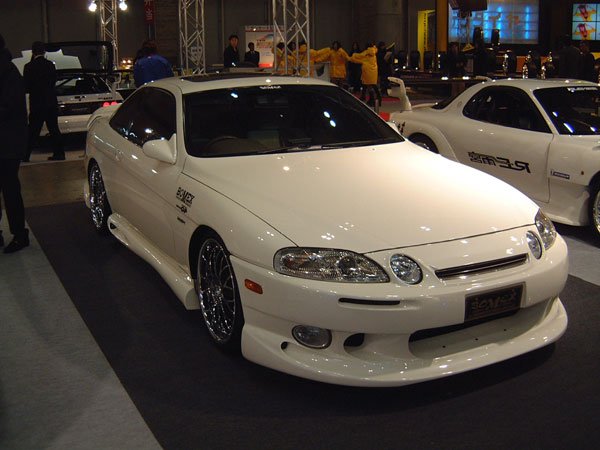 T Racing على تويتر トヨタソアラ 3代目 Z30 1991年 バブル期に登場 モデルチェンジでボディサイズを3ナンバーに拡大し 全体的に丸みを帯び先代のイメージを激変させた アメリカではレクサスブランドが既に開店しており 海外仕様は レクサスsc と名乗る