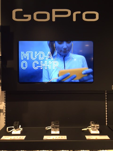 Saaa_technology's tweet photo. Securing Products in Lisbonne, Portugal, with our TRANSFOR-me solution.
Contact us to learn more! #versatilesolution #opendisplay https://t.co/i8b5DPeiQk