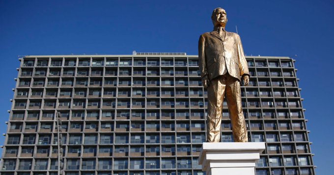 View image on Twitter