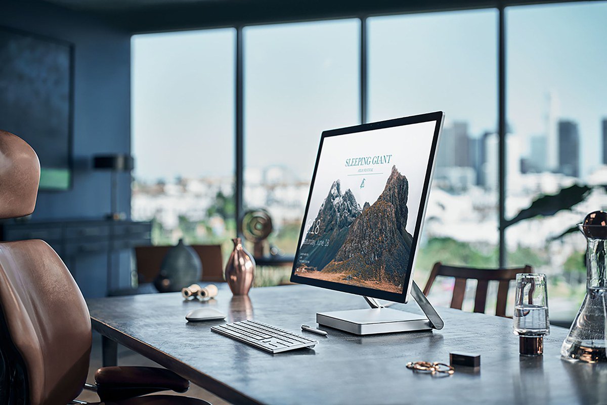 ArchDigest's tweet photo. Innovative gifts perfect for the techie in your life: https://t.co/JXOlHLhDKs https://t.co/aaH7ZtsS4I