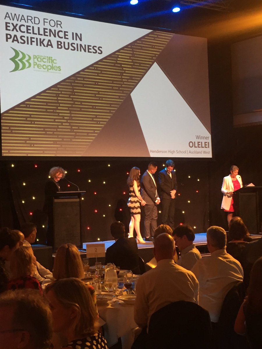 youngentnz's tweet photo. And we're back with the Ministry for Pacific Award for excellence in Pasifika Business... awarded to O Lelei ๐ฆ #YES2016 https://t.co/IoweTVNjTy