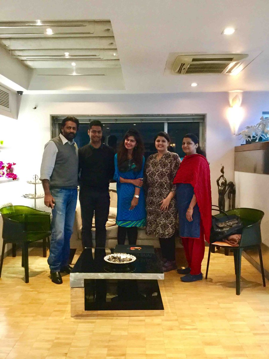 Atul_Lunkad's tweet photo. Networking is not collecting contacts.
Networking is about planting relations and watch them grow; unbounded.
 #Pune #RealEstate #Growth https://t.co/5F9uGiMt6a