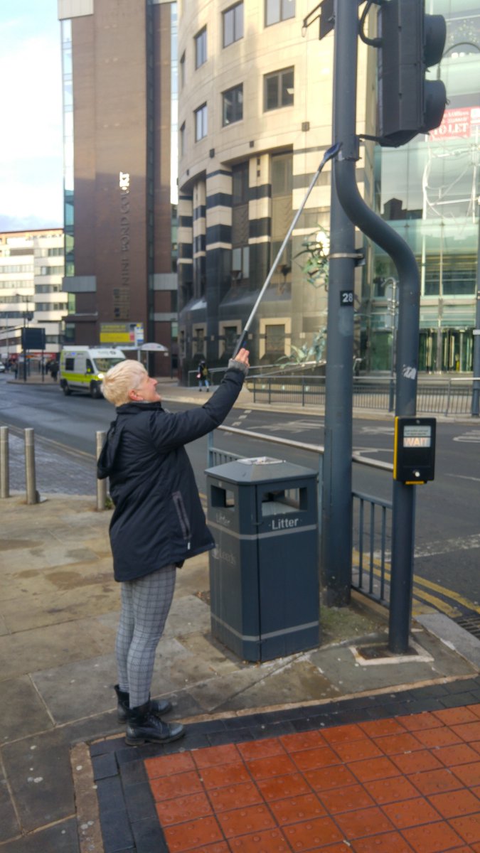 Clean_Leeds's tweet photo. @Leeds_City_Ctr Monitoring #AirQuality changing #Diffusiontubes. Forecast is good this week check it out https://t.co/kLgkVTuAlv #CleanLeeds https://t.co/LJ71uOjlwg