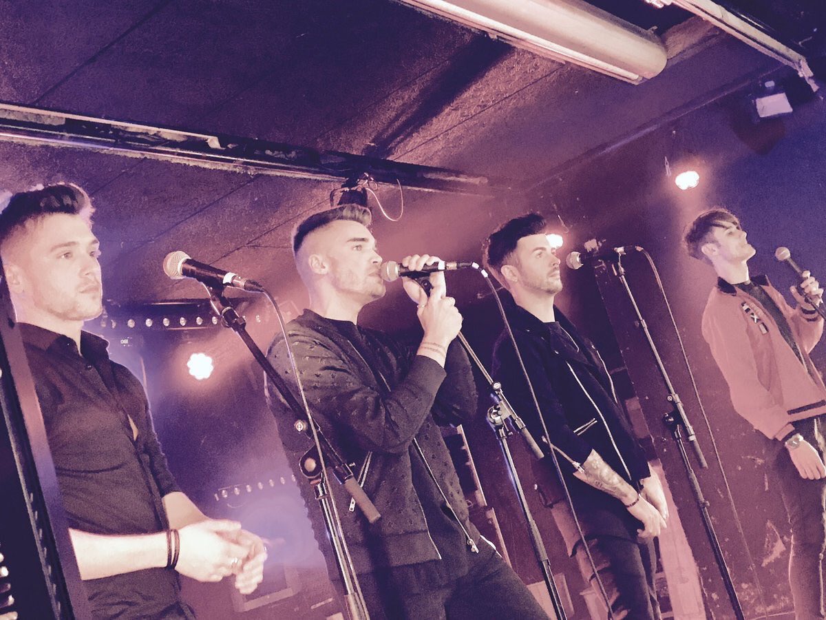JoshCuthbert's tweet photo. Paris it was a pleasure. So good to finally meet &amp; perform to you all. Thank you so much for your support. Can't wait to come back 🇫🇷❤️🎙 https://t.co/zs5xoqwd0b