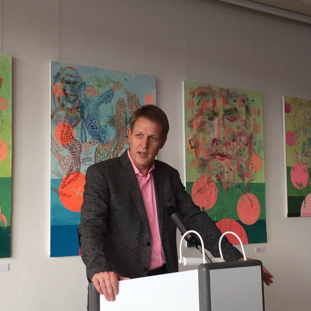 dagmarmetzgerWN's tweet photo. 'Same procedure as every year' so OB #Hesky zur # Ausstellung der #Künstlergruppe #waiblingen @zvw_redaktion https://t.co/VvPVvlftAH