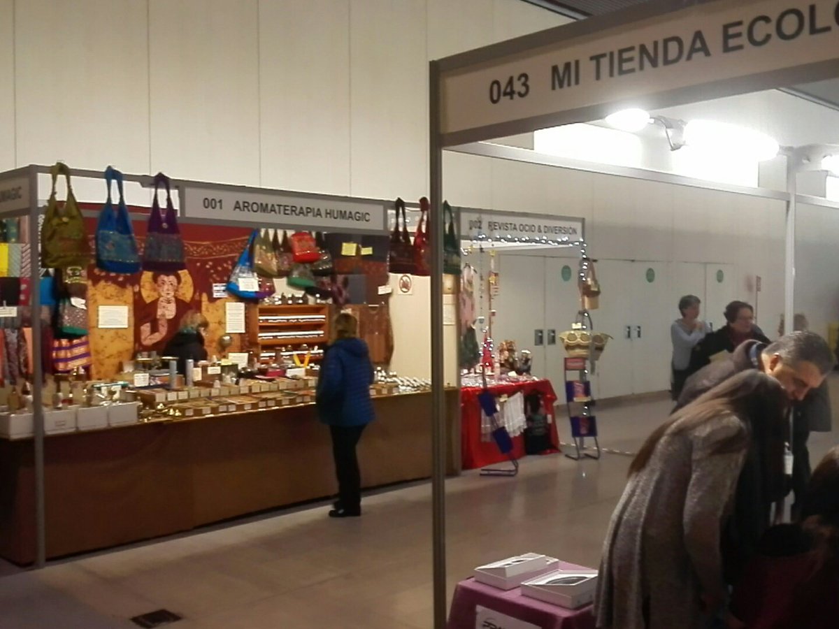 Magic_Fira's tweet photo. Ven a la última jornada de #magic2016 https://t.co/3eAYkiQCY9