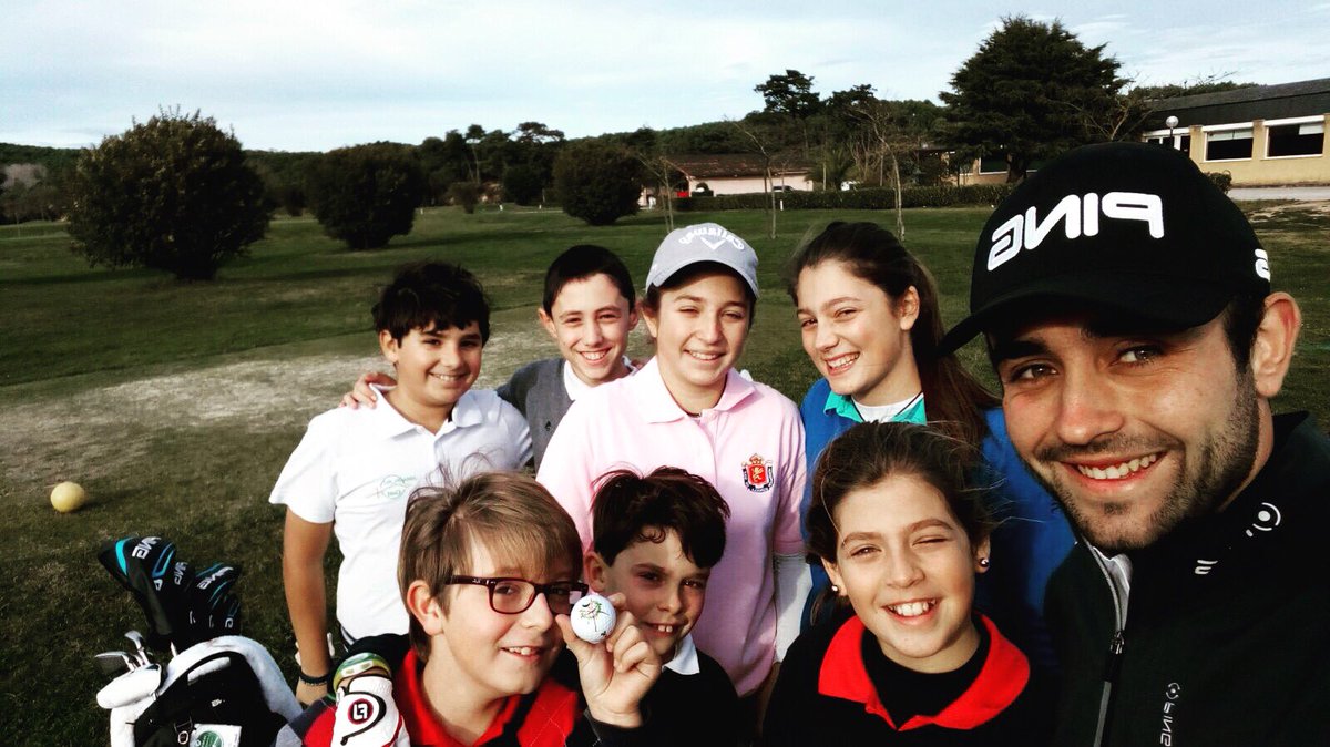 abradelpasgolf's tweet photo. #TeamAbradelPas Un domingo de entrenamientos ⛳️🏌 Siempre con una sonrisa y a por muchos birdies 😬 #CantabriaInfinita https://t.co/z7ghqd6rfW