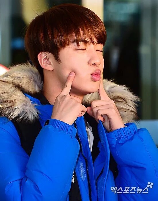 Prikook97's tweet photo. Seung-il chukahamnida jin oppa😆😇
Many many happy returns of the day...
Hope you are having fun today😁😁😁
🎂🎂🎆🎆🎉🎉🎊🎊🎁🎁🎀🎀 https://t.co/JkEUhPXCAk