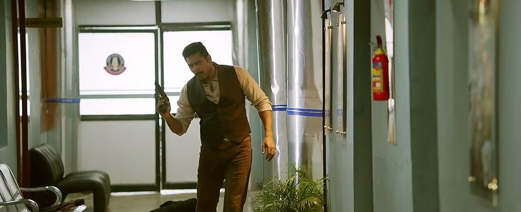 John_Js22May23's tweet photo. Sema Mass @actor_jayamravi Anna #Bogan @dirlakshman Marana Payatha Kaatti Irukinga #BoganFromDec23 @ihansika @BoganTamilMovie https://t.co/ptPtniTxgI