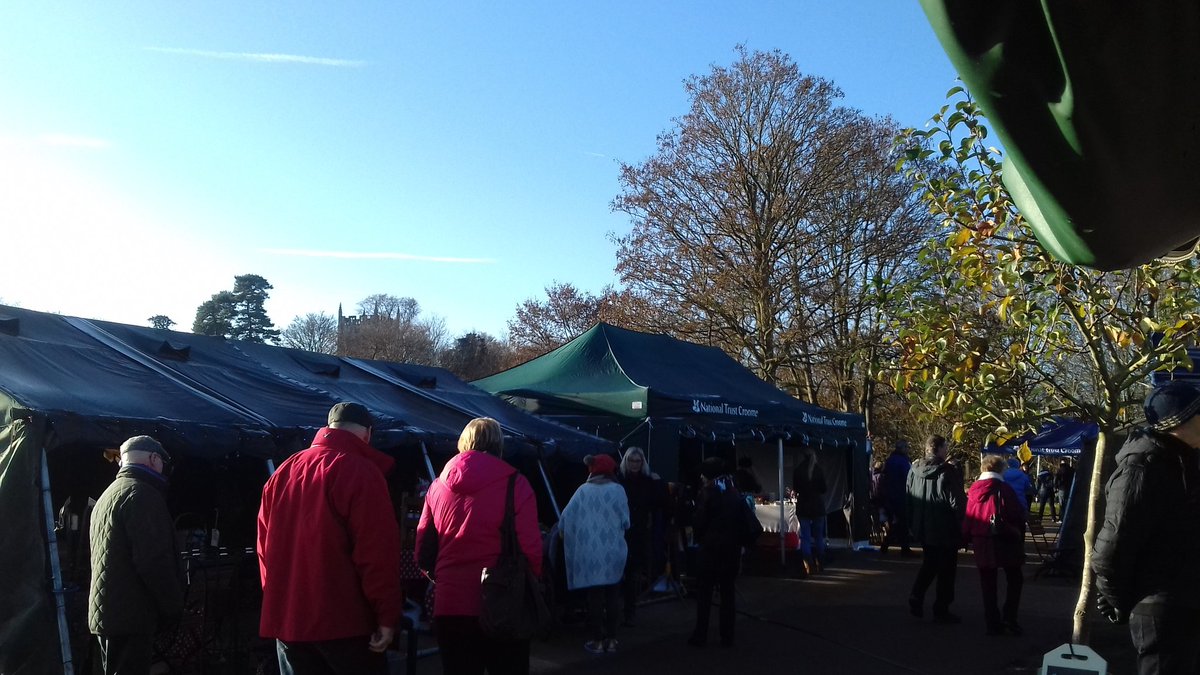 chocfullofmagic's tweet image. Glorious sunshine @NTCroome - brilliant local stalls, come and stock up for Christmas!