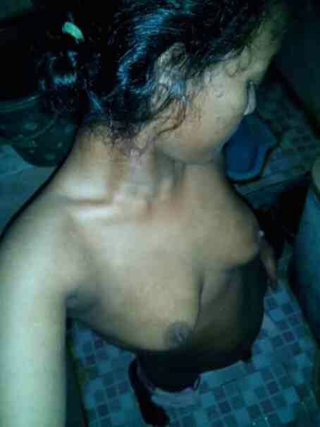 Yulisange2's tweet photo. mandi dulu gerah ih https://t.co/GOgJlboNXb