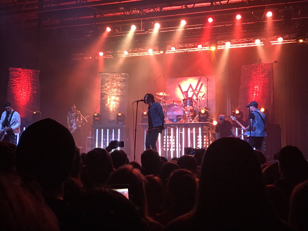 hannna_alise's tweet image. @SWStheband treated us so well tonight! #thecomplexslc