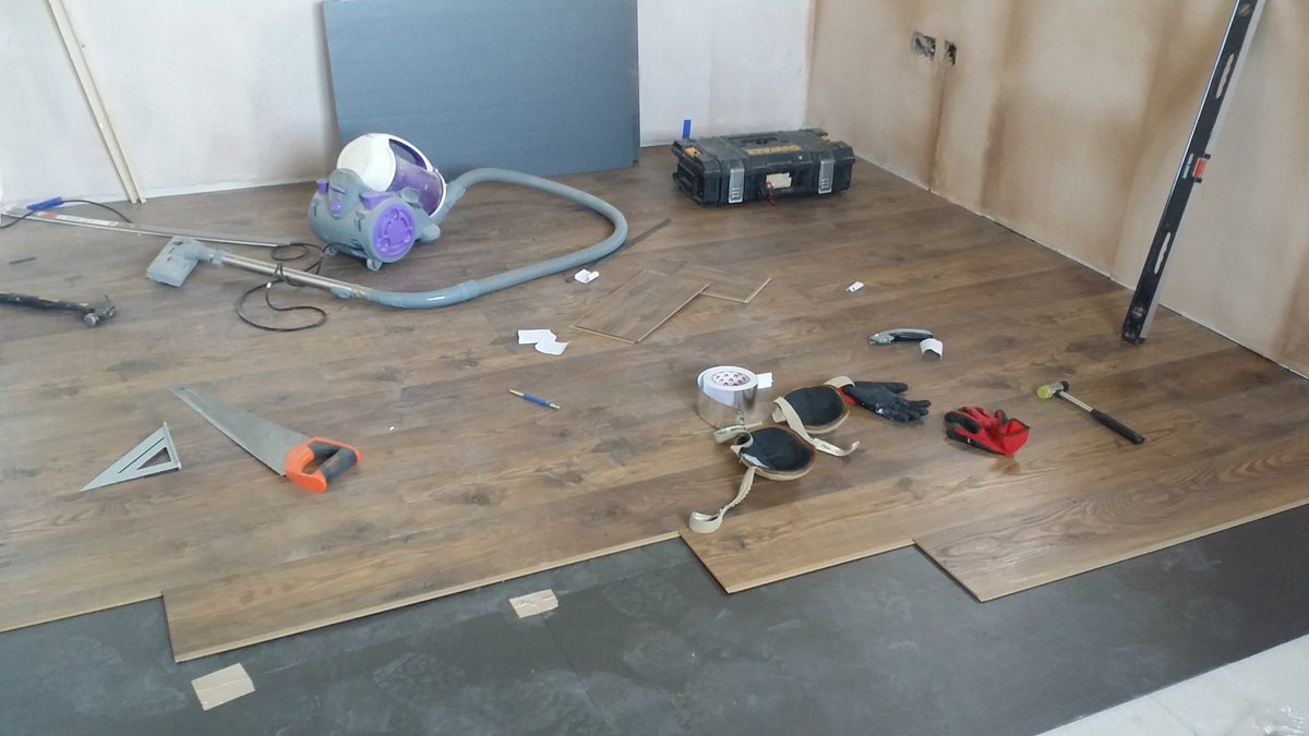 stablebuild's tweet image. Laminate flooring
