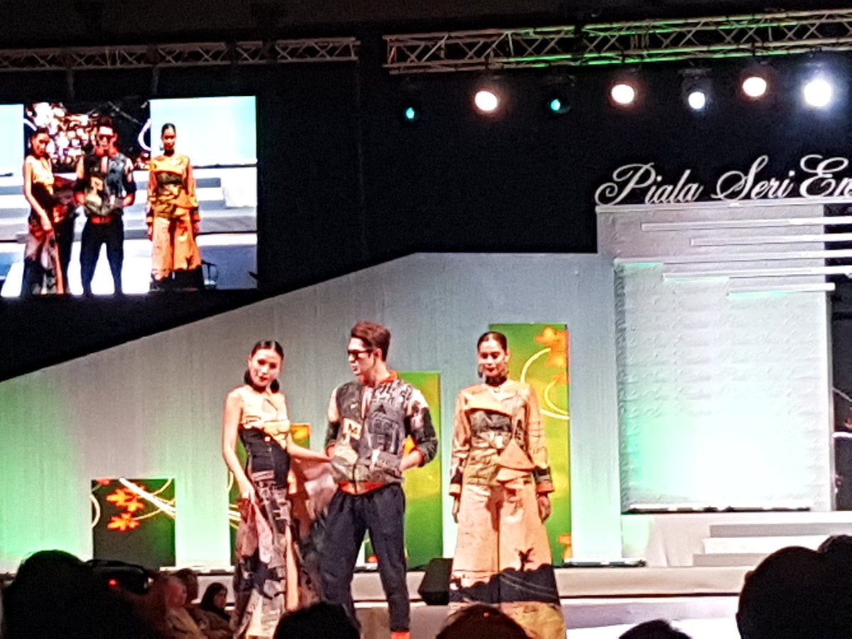 abe_zalee's tweet image. My Favorite Batik #pse2016