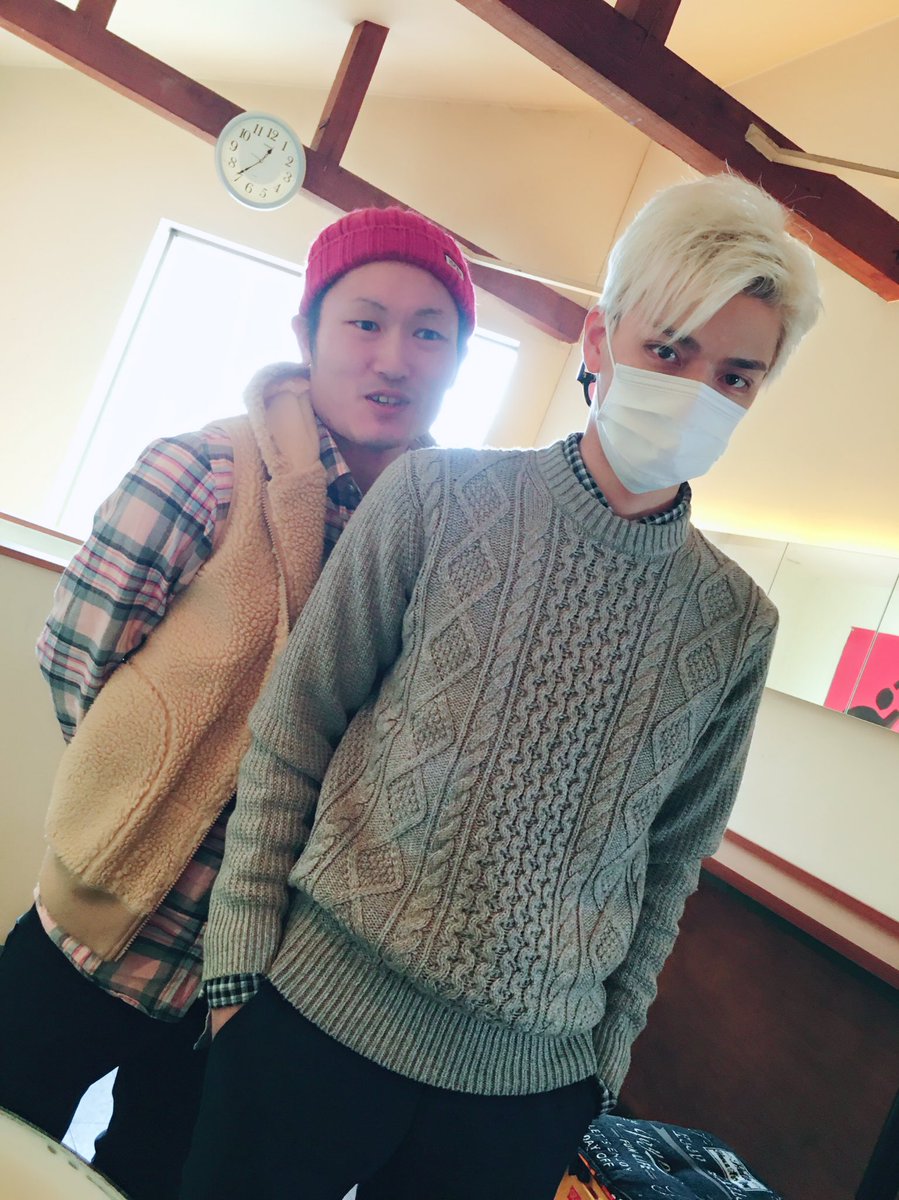 ikxx_xx88's tweet photo. 2日間楽しかった！
大阪もさらば✨
わざわざ鶴橋来てくれた子たちもありがとね😉🙏
#bigbang #0to10 #ナゴヤドーム 
#鶴橋 #コリアンタウン https://t.co/UyS3PHTbEG