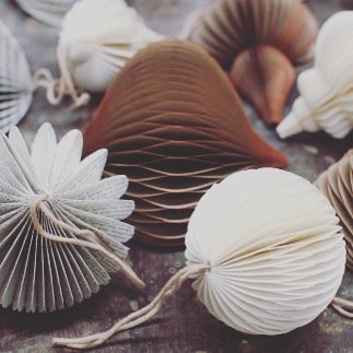 32theguild's tweet photo. We are open today 11 - 4pm , pop in for beautiful gift ideas .
#moretimetoshop #shoppings… https://t.co/DhG9eNfbM5 https://t.co/1YtGB4alvu