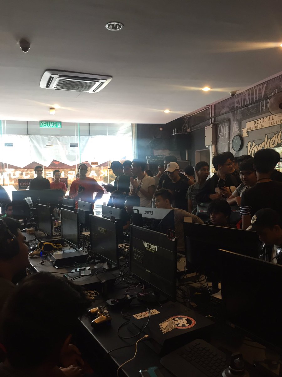 FYX4tion's tweet photo. NoVa vs. Rampage #CWLToAsia winners bracket finalist https://t.co/KZLIQ6jEgF