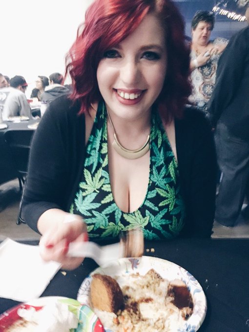 this picture of me was a group effort https://t.co/Exyc4IICFh
