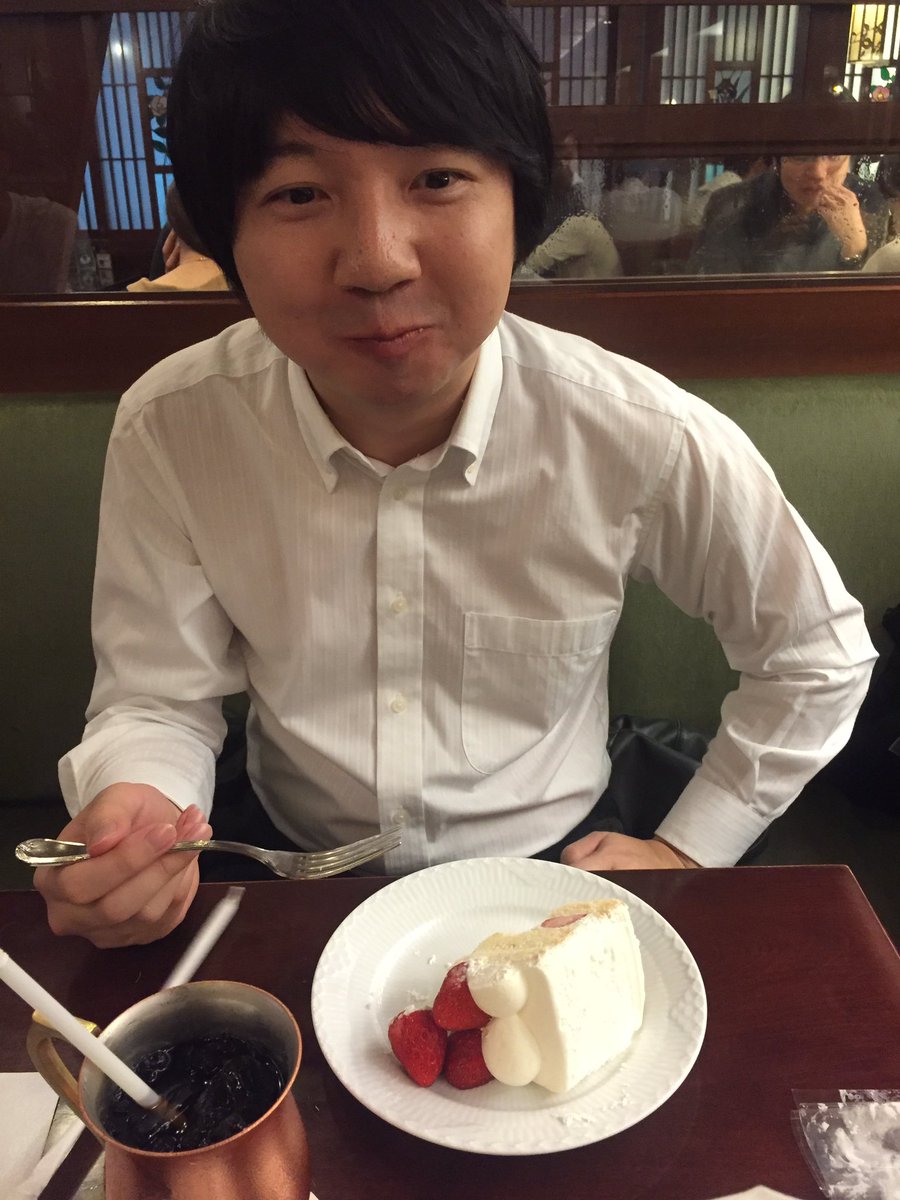mlmurakami's tweet photo. 運ばれてきて即倒した https://t.co/P5dgmkE21v