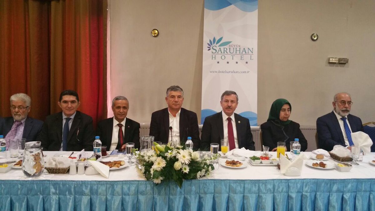 selcukozdag's tweet photo. https://t.co/XaXqxojYzb Haber SitemizinBasına Tanıtımını Manisa SaruhanOtelde Gerçekleştirdik,Hayırlar Getirsin işlh https://t.co/Z2I4polPPi
