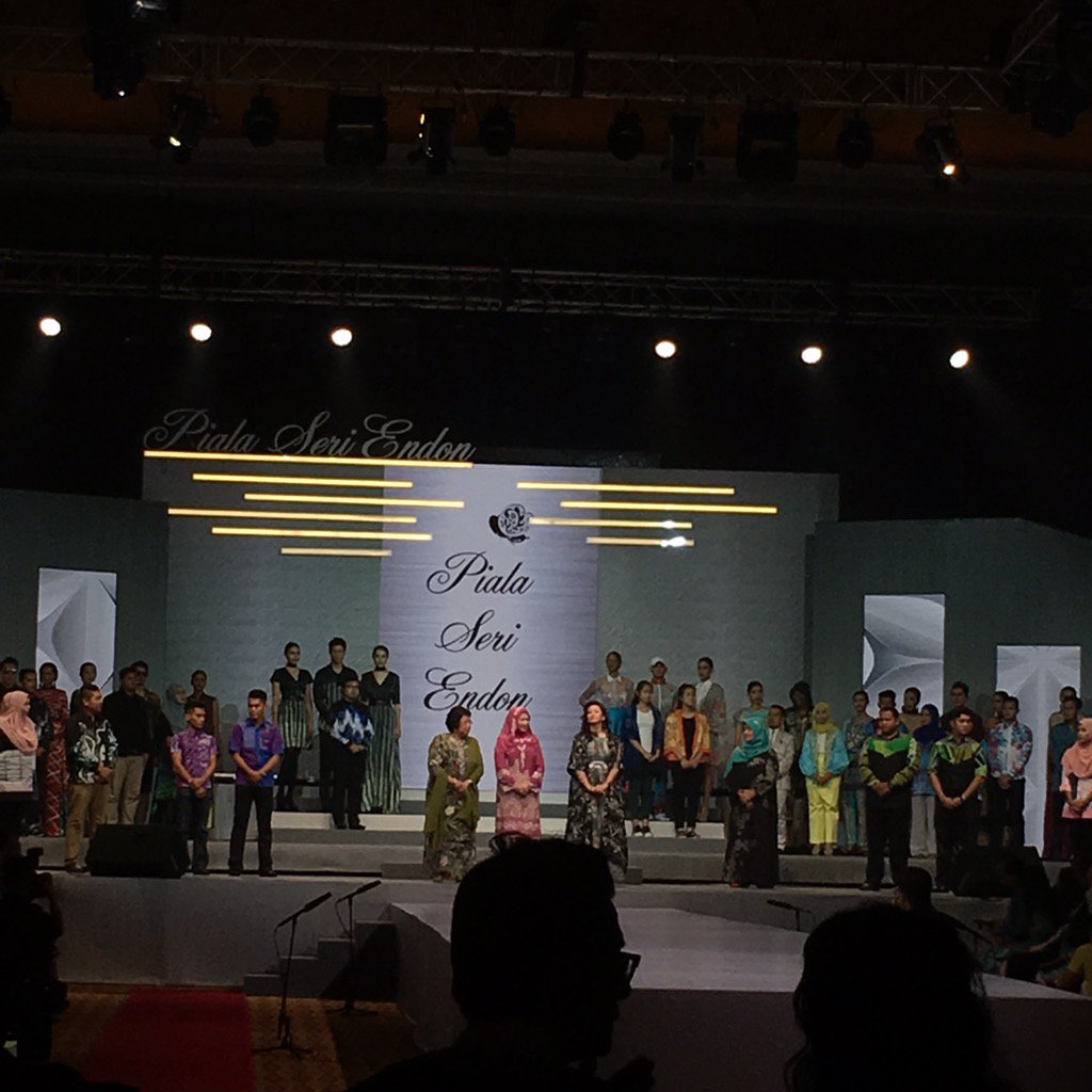 dirkinkl's tweet image. Piala Seri Endon 2016 - Congratulation to the organizers and award recipients! #pse2016 #malaysianbatik