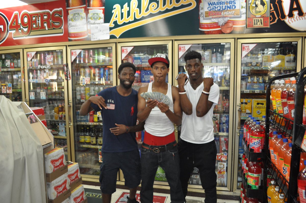 MoneymanLilDg's tweet photo. #MoneyManMovement💰 https://t.co/ANZY4LczR0