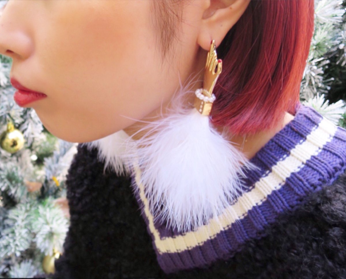 PAMEOPOSE_SHOP's tweet photo. 【PICK UP】
✔︎PINCH MY EAR FETHER EARRINGS
普段使いはもちろん、ドレスアップのポイントに、プレゼントにもおすすめです!
#pameopose
#2016winter
#voynichmanuscript https://t.co/DuMJ2e06lt