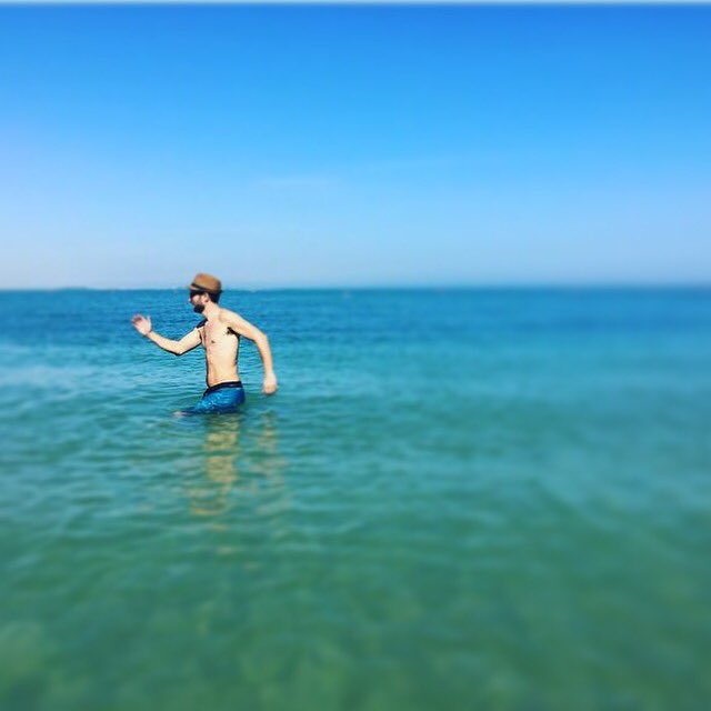 RockAndRunCo's tweet photo. Running on the water...work in progress!!! #rocknrun #runningmiracles more at: https://t.co/z7suZg4OTd https://t.co/RNqjd8yG0M