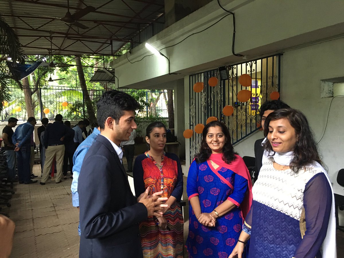 RCPodar's tweet photo. Rotaract Club of Podar College organised Teachers Day Out for our teachers. A little something for those who made us what we are today! https://t.co/OqaWniWB1p