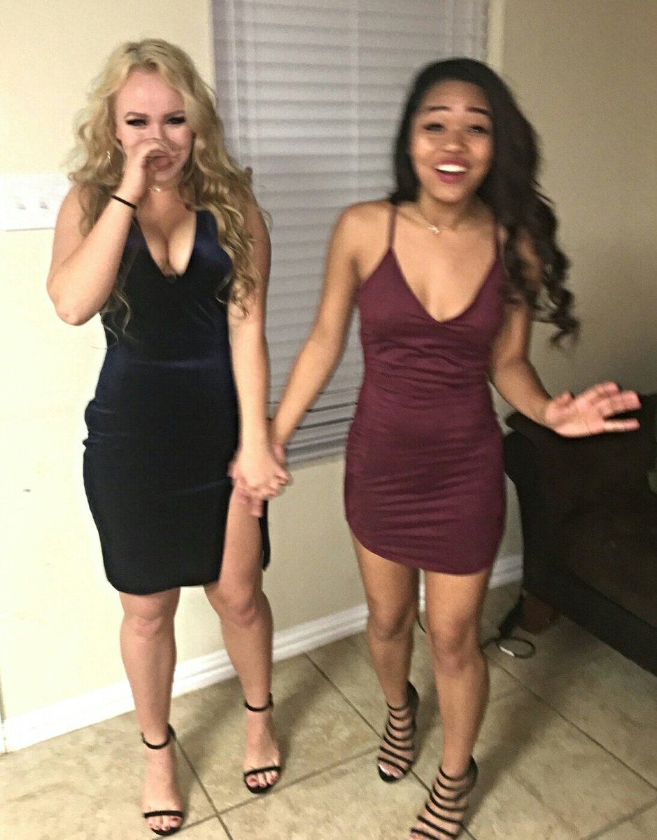 deanna_dance's tweet photo. We always struggle to get good pictures but we never struggle to have a good time😌 #atofest https://t.co/DlsVaogg2k