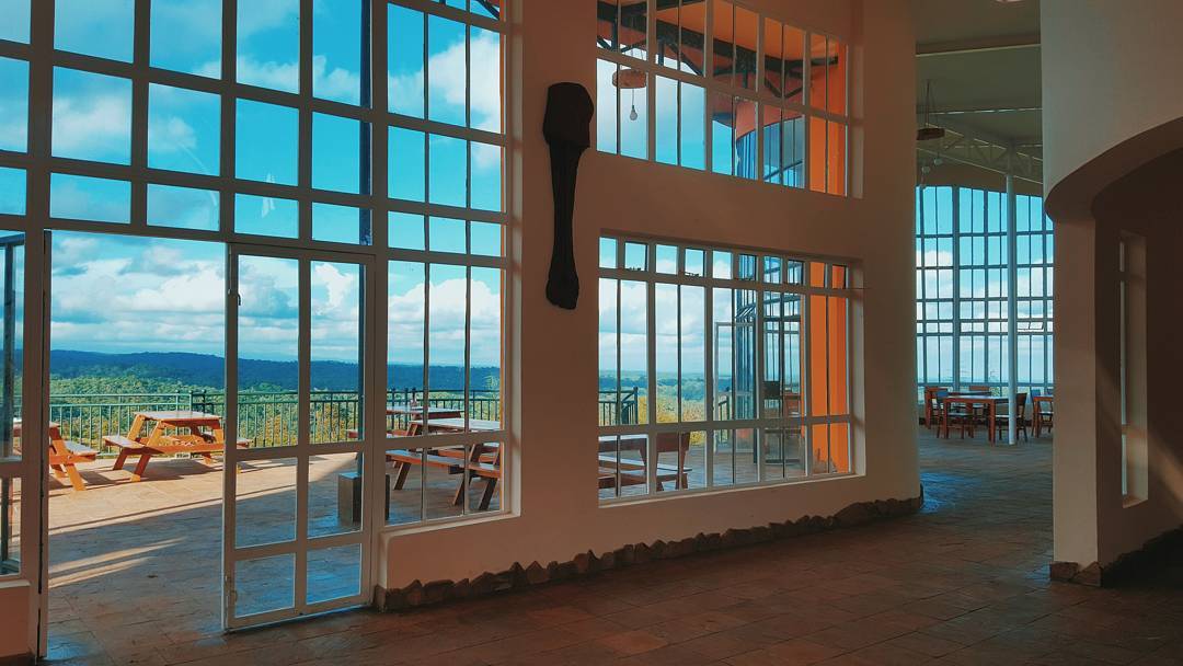 kenyapics's tweet photo. This is a hotel in Kereita Forest. Built just so that you can take in the clean mountain air and fresh forest views. https://t.co/u32fcU8fQn https://t.co/RyWqLT3gke