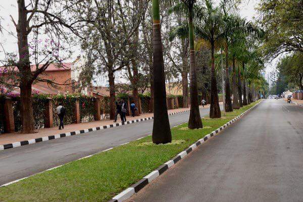 Asmali77's tweet photo. It's now Official: Rwanda's capital, #Kigali has been declared the Most Beautiful City in #Africa by the United Nations #UN. https://t.co/Ki2VBwlcyh