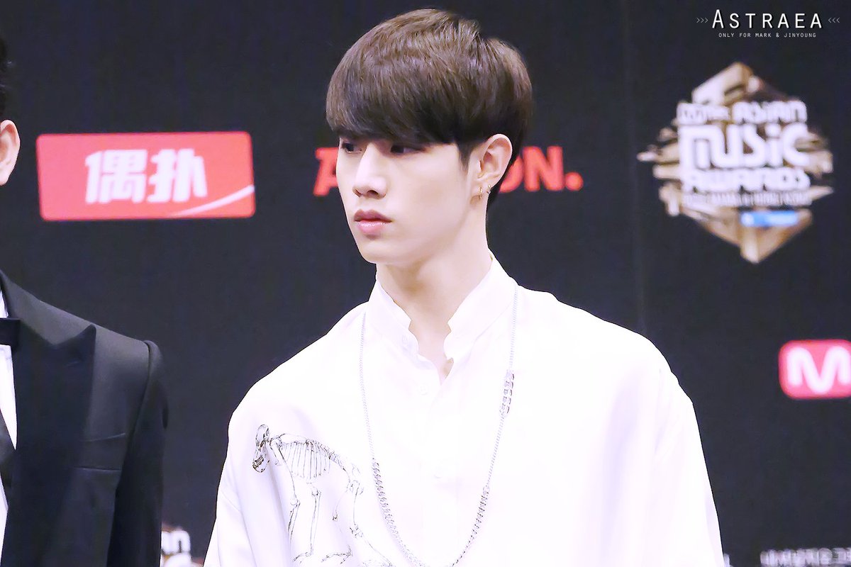 Astraea_MarkJin's tweet photo. [HQ]20161202 MAMA 2016 웰컴미팅
#진영 #박진영 #마크 #Mark https://t.co/KPCXLgVyEO