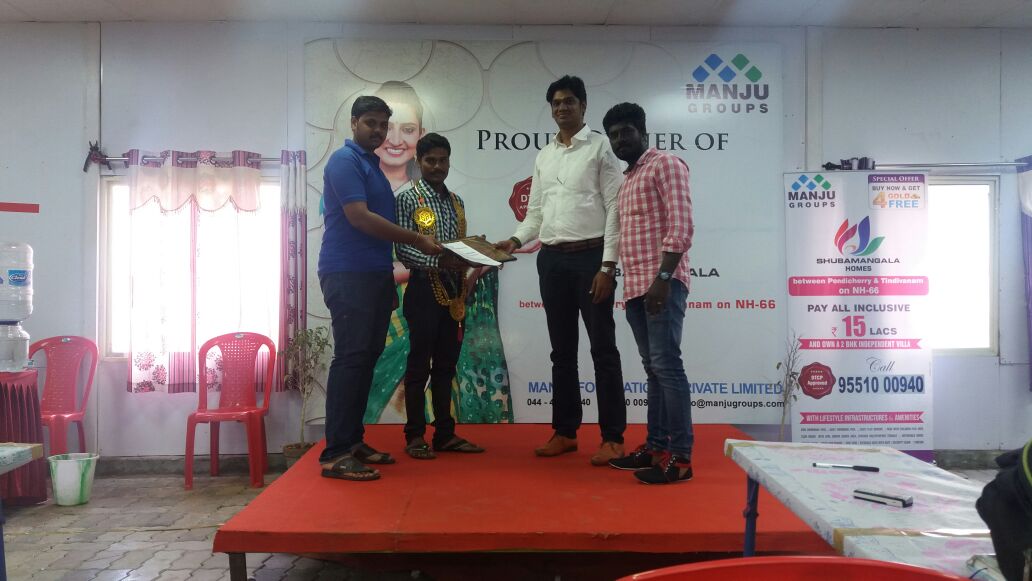 Manjugroups's tweet photo. Honouring Proud Customers @ #ShubamangalaHomes between #Pondicherry and #Tindivanam by #ManjuGroups . https://t.co/m7iHNKX8TM