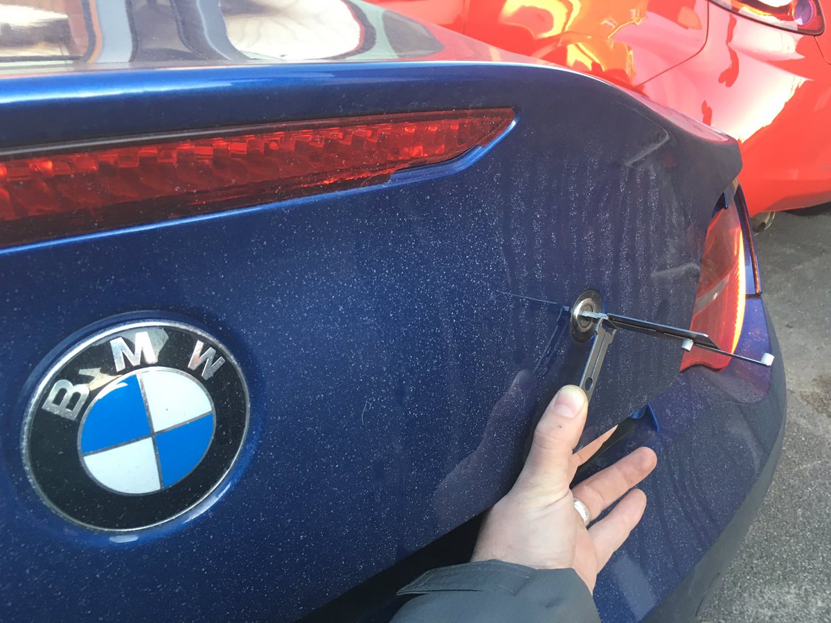 IndyLocks's tweet image. Locked keys inside a boot of a BMW Z4 - vehicle opened within minutes of arrival indylocks.co.uk