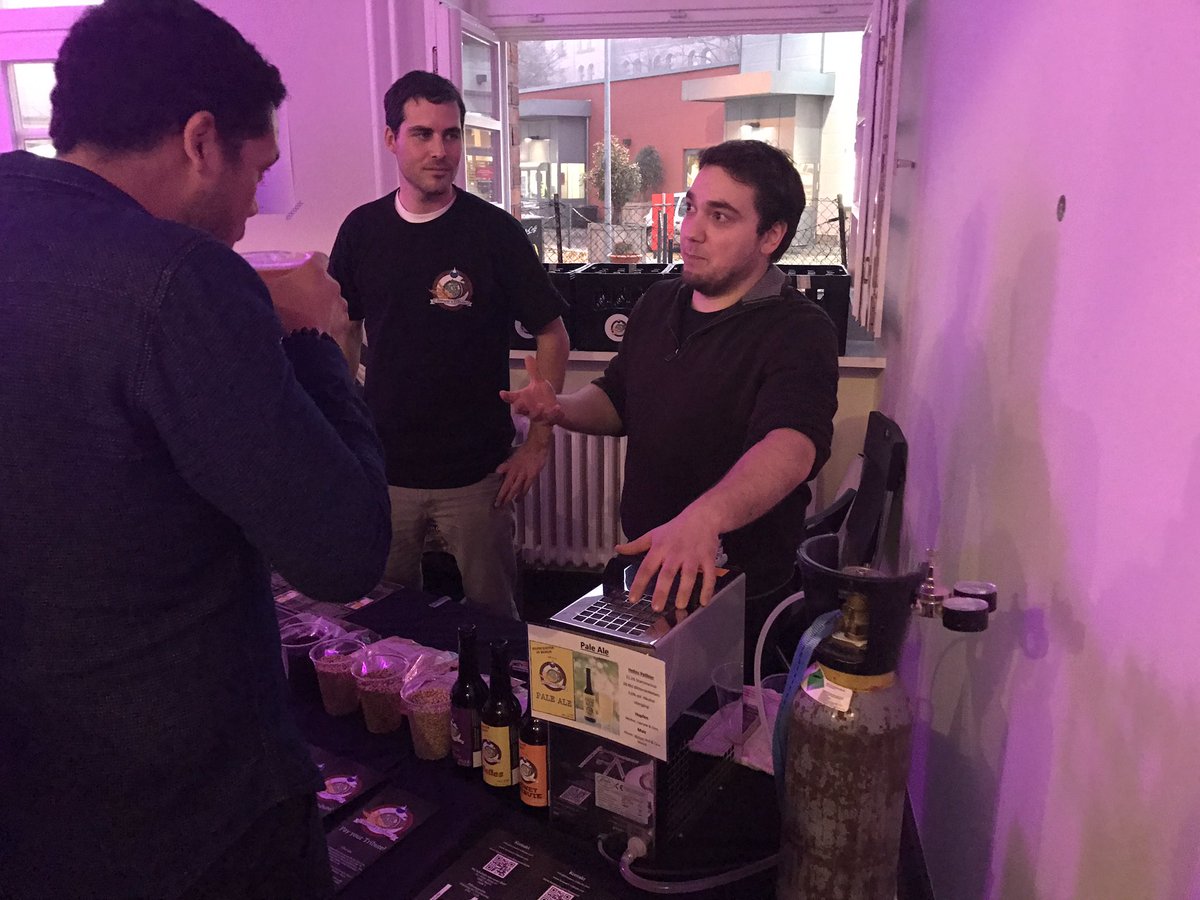 hackerstolz's tweet photo. The ultimate hacker craft beer testing now #mobilityHacks https://t.co/VR24OaBIvf