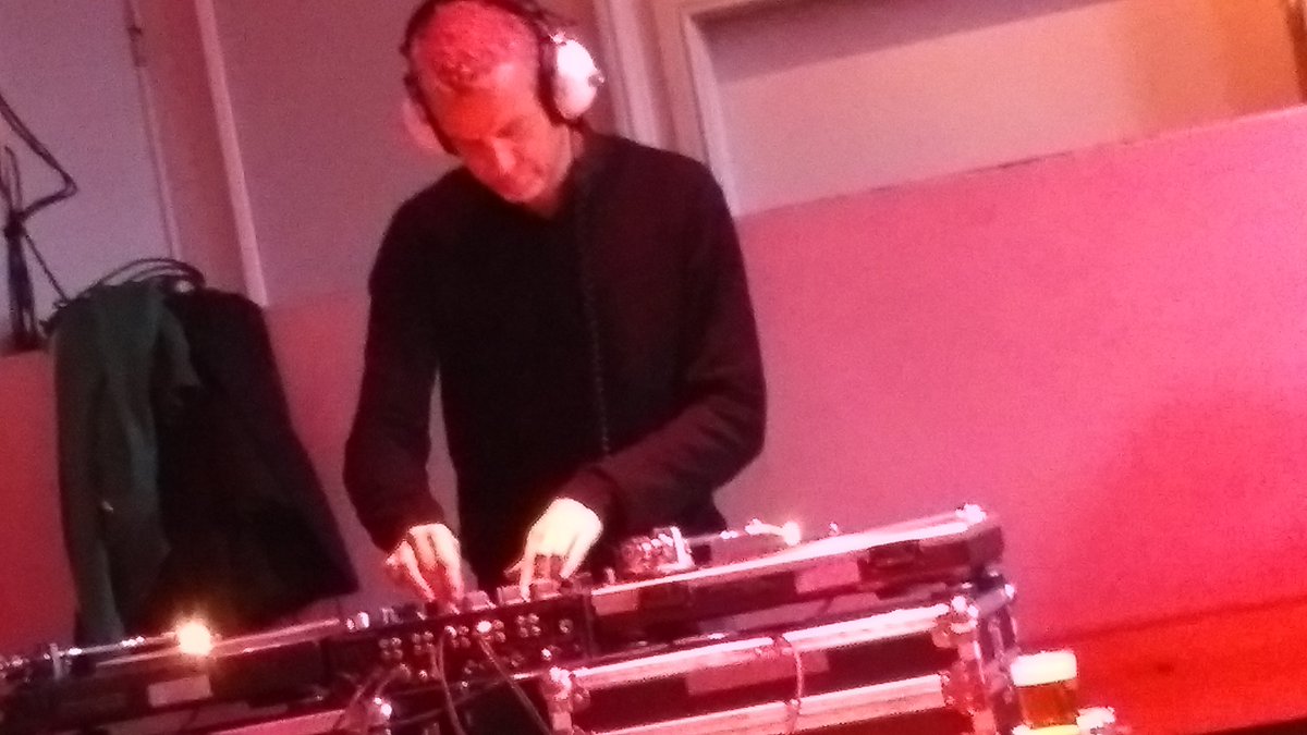 theater in utrecht tweet media