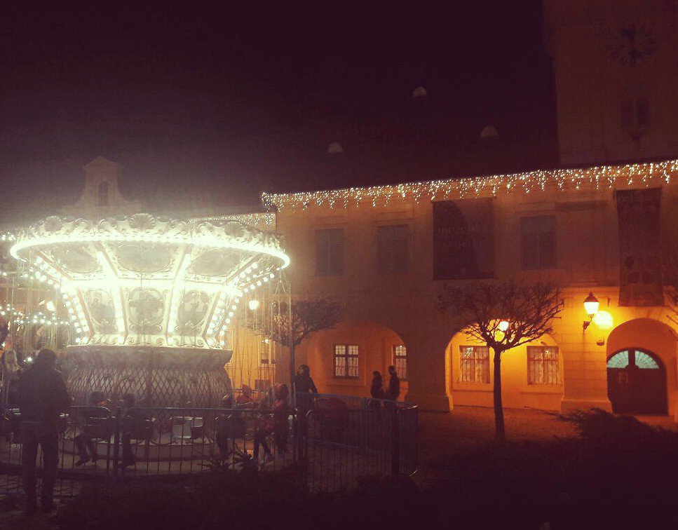 LIWWPASFS's tweet photo. aj da i ja nap hahah #adventutvrđi https://t.co/Haf9jv5uEF