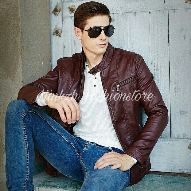 liinkzh's tweet photo. Great fashion with great jacket https://t.co/fjWUiCiwTm