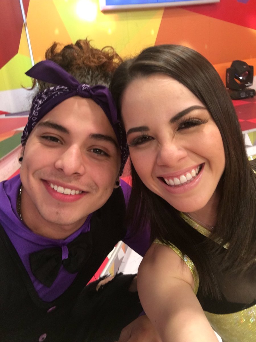 ArelyTellez's tweet photo. ¡Feliz cumpleaños al mas travieso de todos y al que tiene un enorme corazón! @brandon_meza Diosito te bendiga siempre! Love you💜☺️ https://t.co/iMKLJBhjtM