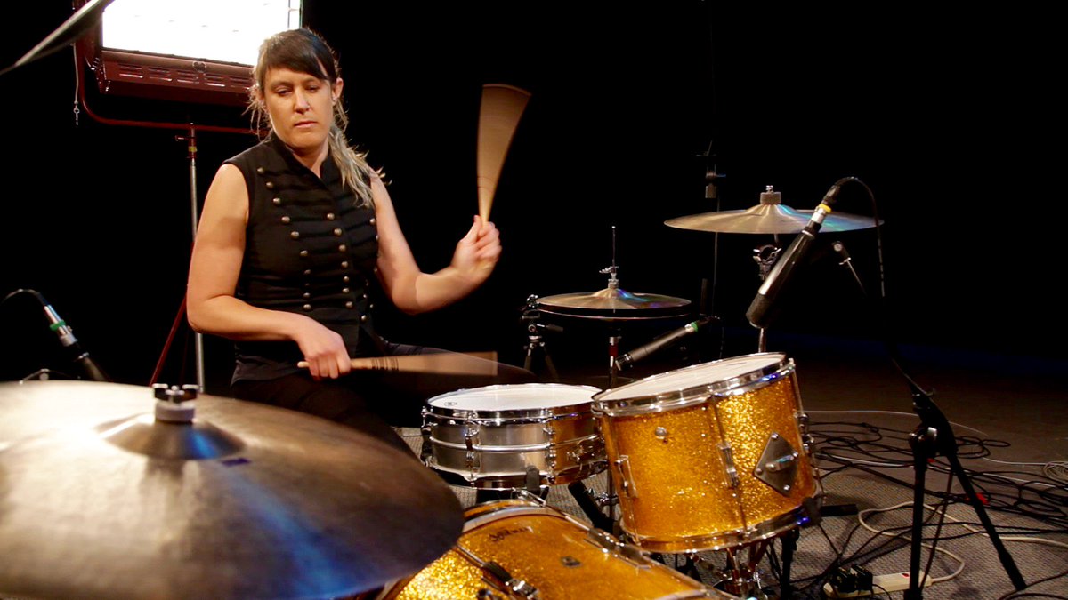 OPBWonder's tweet photo. Women We Love: #ExplodeIntoColors https://t.co/weI3Y6D066 See @lisaschonberg + #SecretDrumBand at @MississippiStud Dec 15 https://t.co/7pjlXJ2ntT