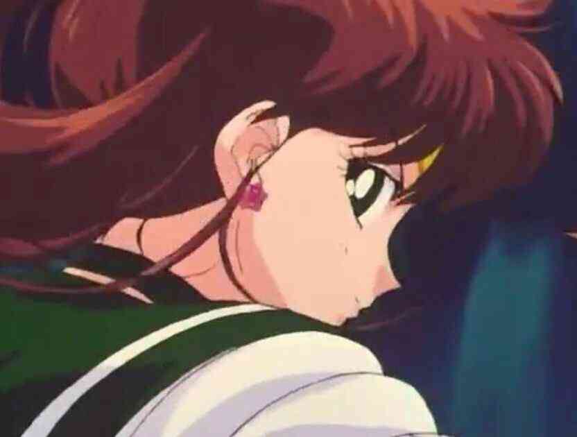 まこちゃんのポニーテールと薔薇のピアス（？）は昔から憧れだった