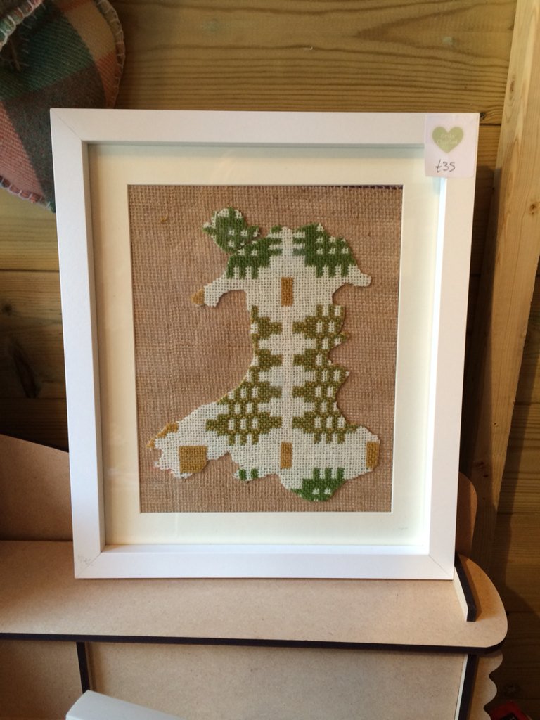 Gyda_Chariad's tweet photo. Need a different gift? Map of Wales from old Welsh blankets..
#lovewales #Wales #cardiffcity #craftfolk https://t.co/f42yfUKIlc
