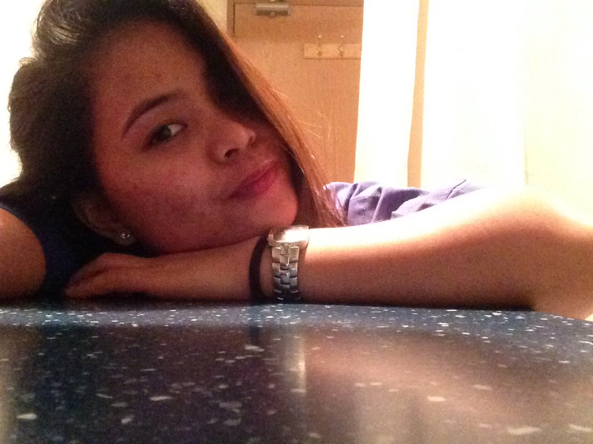 Tim_Mariano13's tweet photo. Bored 😐😐😐 https://t.co/w1fTZKJRq4