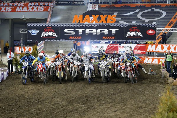 HeboFactory's tweet image. ¡Todo listo para el arranque en unos días del Mundial de #SuperEnduro!
👉 10 de diciembre: Gran Premio de Polonia (Tauron Arena/Cracovia)