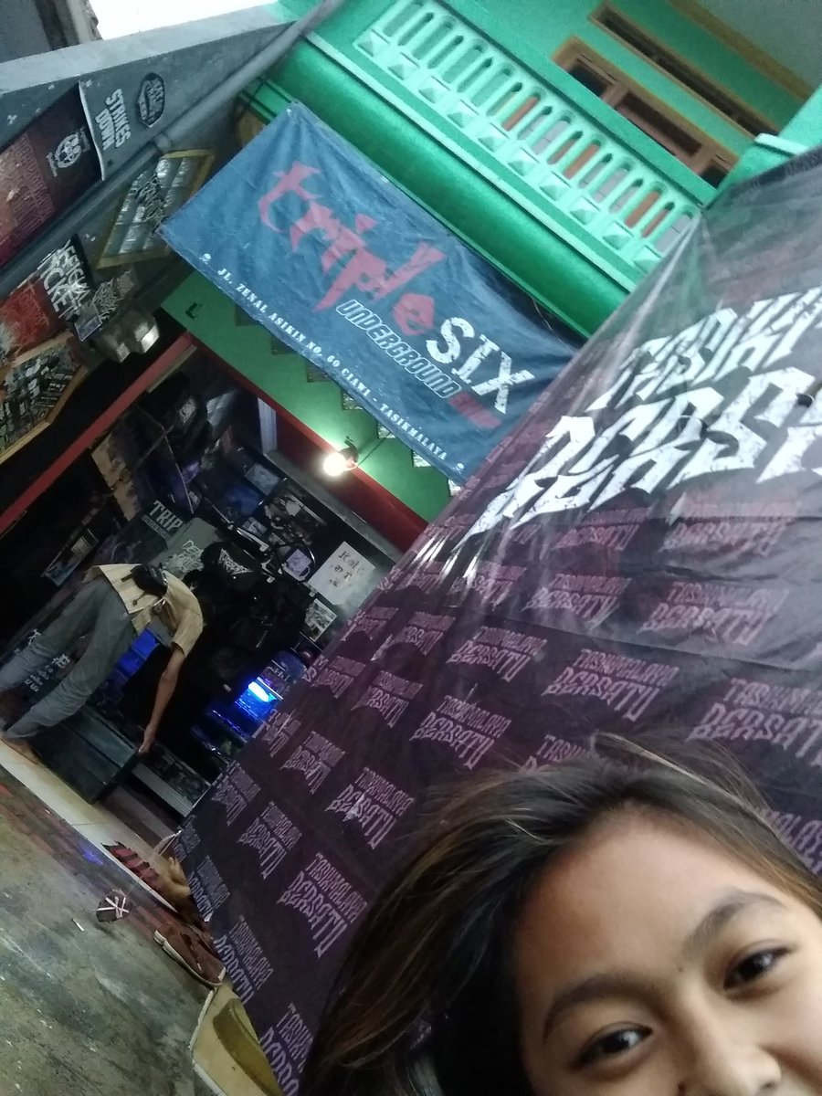 neneng666's tweet photo. #brilinkfotokontes
Terimakasih store saya sudah maju di bantu kurs bri 😊😇 https://t.co/XAQY9igbsh