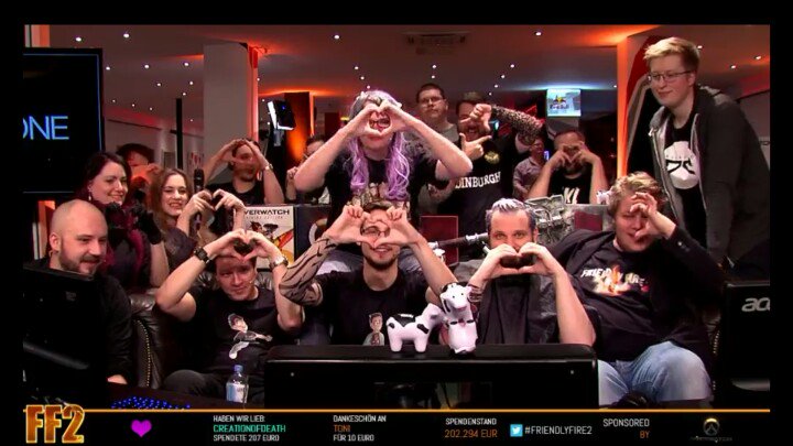 TheSupremeNo2's tweet image. Danke an alle! War echt toll! #friendlyfire #modsloben mehr als #200k @pietsmiet @Gronkh @xPandorya @HeiderFlorian