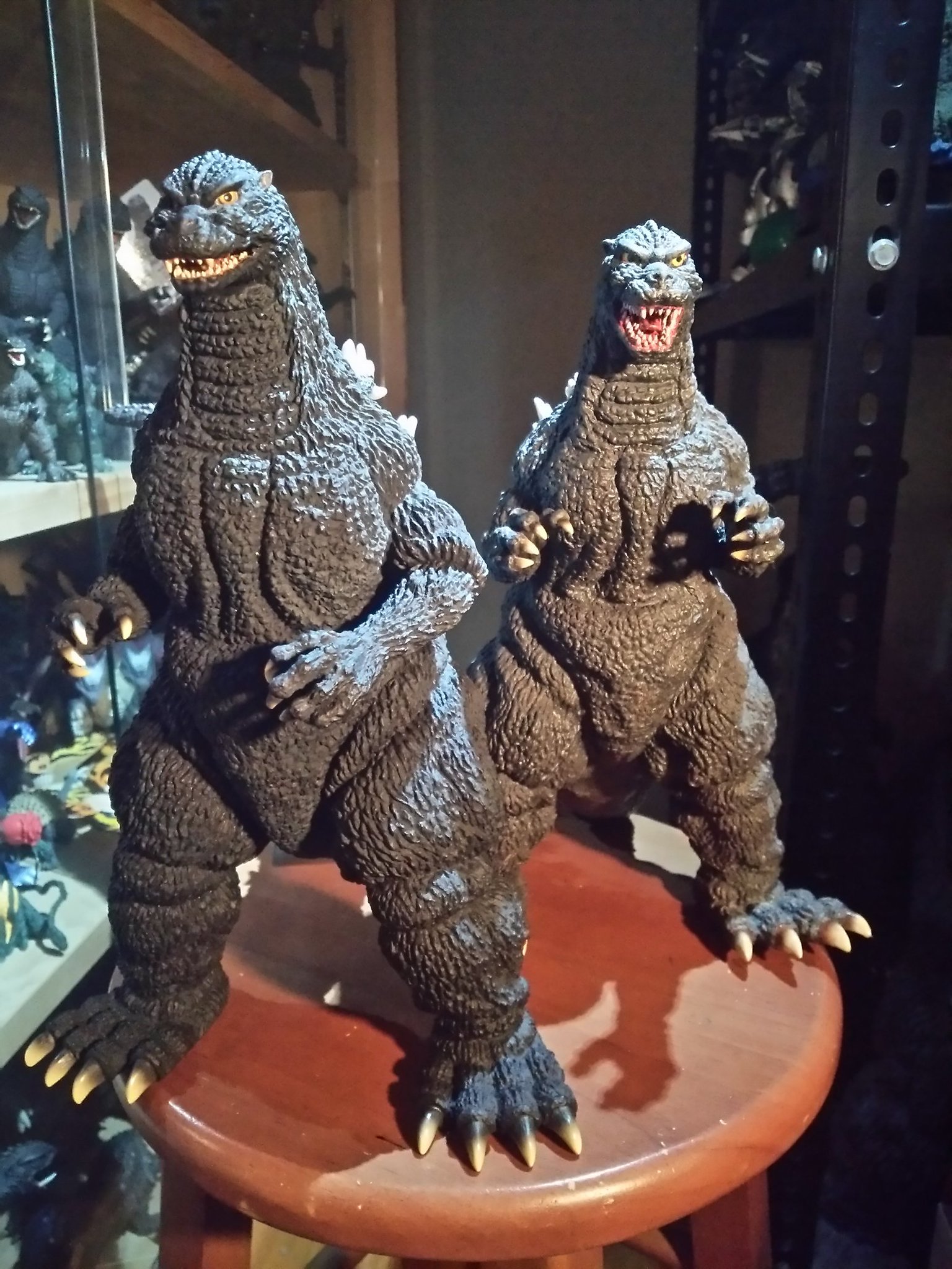 【1992】海洋堂 酒井ゆうじ ゴジラ バトゴジ ソフビ フィギュア 30cm Amazon.co.jp: 東宝30cmシリーズ 酒井ゆうじ造形コレクション