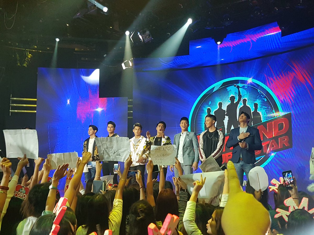 PBSabscbn's tweet photo. Next week Grand Reveal na! Makikilala na natin ang 5 singing heartthrobs at ang kanilang Boyband Name!
Yes! Can't wait!
#BoybandPHLastElim https://t.co/K5O4NkrVJO
